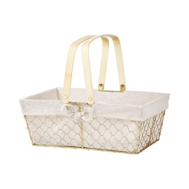CESTA RECTANGULAR METAL DORADO FORRO TELA 35X25X13 CM